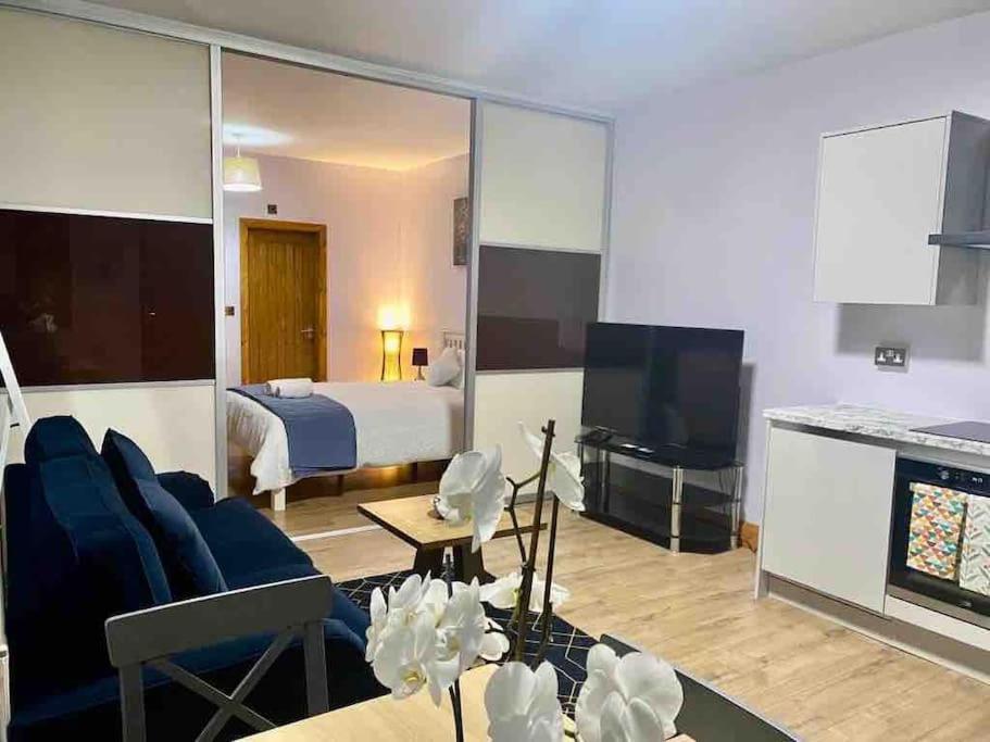 Lovely 1 Bed Studio Apartment With Free Parking Oxford Buitenkant foto